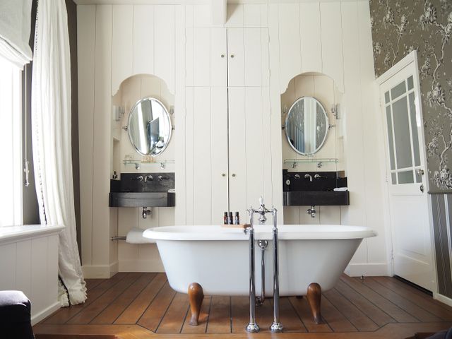 Inn on the Lake is een prachtige B&B in Broek in Waterland - Noord-Holland, onderdeel van Laag Holland.