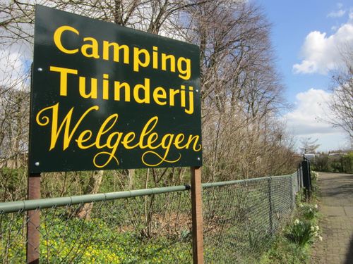 De ingang van Camping Tuinderij Welgelegen in Graft