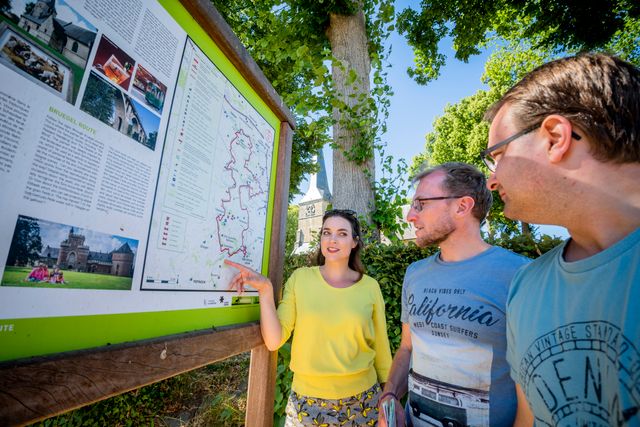 Pajottenland
GG
wandelen
bruegelwandeling
Breugel
Bruegel
POI
openluchtmuseum
mensen
infrastructuur
infobord
lscp