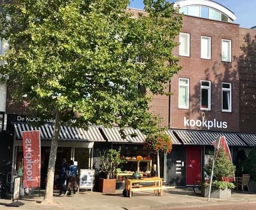 De buitenkant van Kookplus in Purmerend
