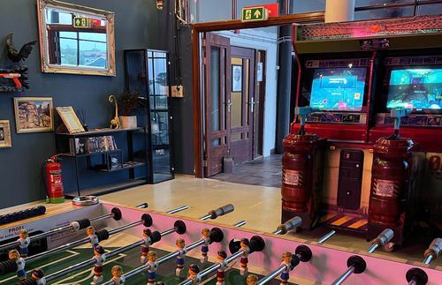 Epix Arcade VR café.