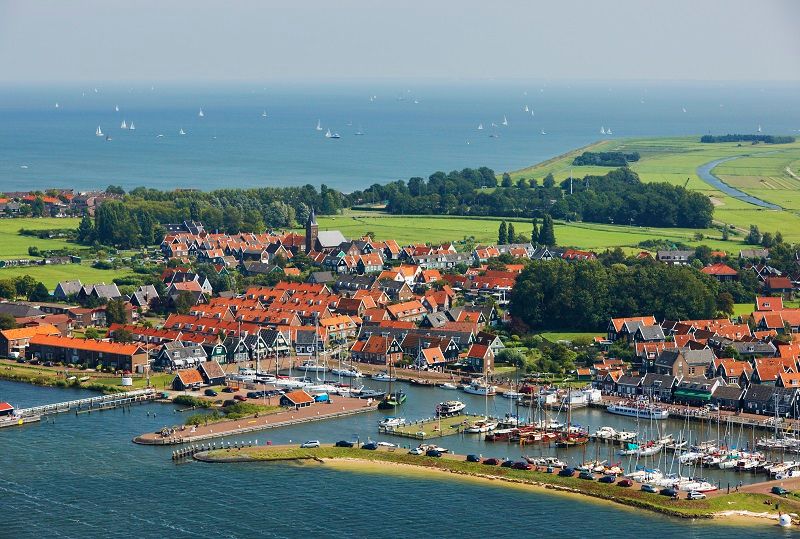 Luchtfoto van Marken