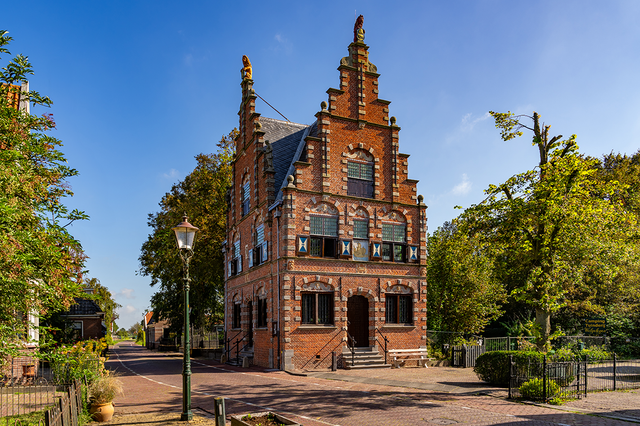 Het prachtige Raadhuis in Graft.