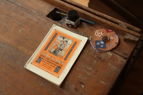 Schoolbank Schooltje van Dik Trom