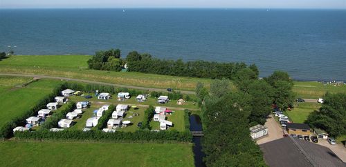 Boerencamping Zeevangshoeve in Edam, Noord-Holland.
