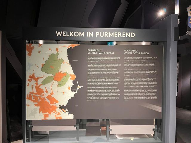 Informatiebord in het museum